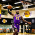 NBA湖人队詹姆斯训练投篮备战照片
